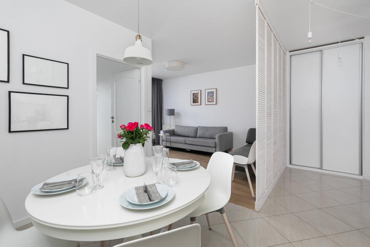 Navigator Portowa Residence Kolobrzeg Apartment By Noclegi Renters Ngoại thất bức ảnh